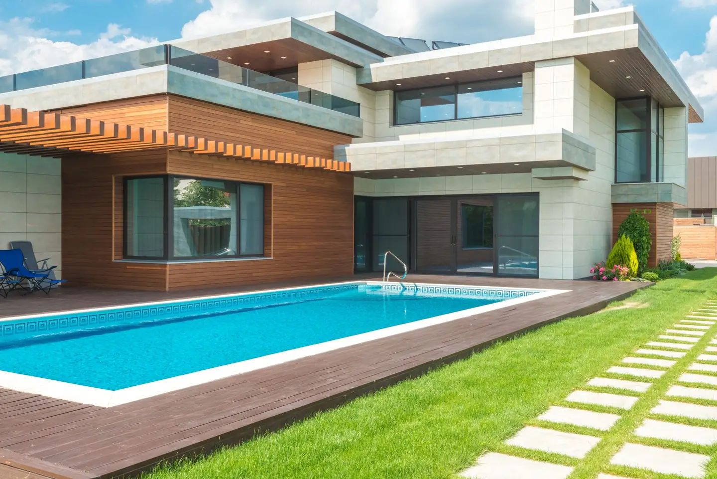 Swimming pool built in Albury, NSW